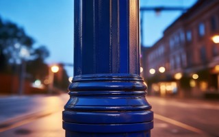 路灯灯杆该喷什么漆？