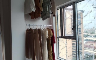 双阳台晾衣架怎么布置更实用？