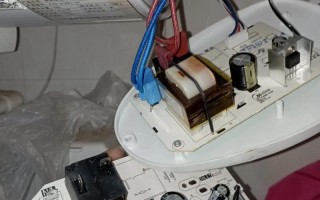 美的热水器维修电话是多少？