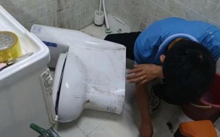 马桶冲水无力怎么修？