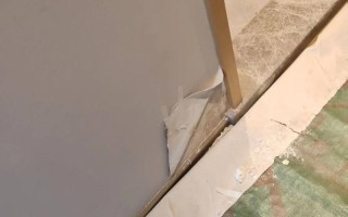 壁纸破损了怎么补才好看？