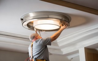 天花吊顶安装吸顶灯，步骤有哪些？