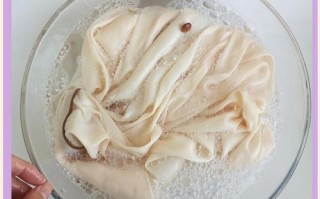 纯蚕丝衣服可以用什么洗