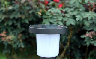 户外LED照明灯具如何选？寿命与亮度哪个更重要？