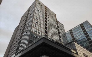 成都万和中心地址电话是什么？