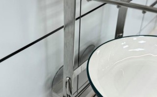 不锈钢置物架怎么安全取下来？