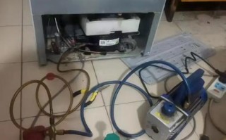 冰箱坏了找哪个电话修？