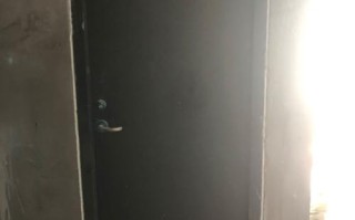 光芒热水器服务电话是多少？