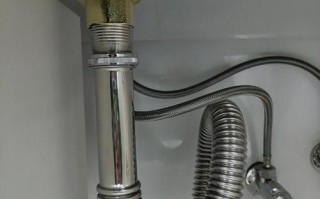 怎么换洗脸盆冷热水管