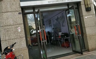 南宁美的维修电话是多少？