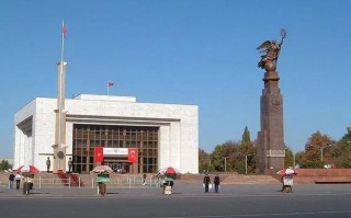 安丘中亚广场电话是多少？