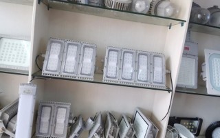 灯具城批发靠谱吗？