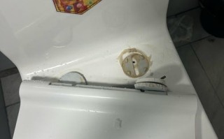 马桶盖碎了用什么粘最好