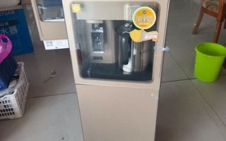 沁园饮水机投诉电话是多少？