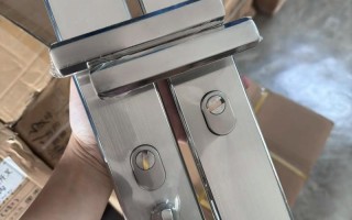 斜锁是什么材质制成的？