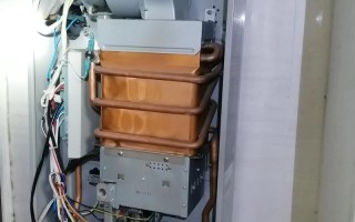 煤气热水器坏了找哪个电话修？