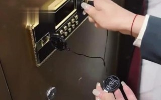 一把钥匙的保险柜怎么开