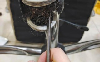 座椅轮子怎么拆？