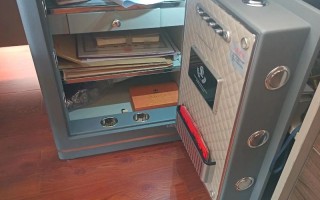 保险箱维修费用一般是多少？