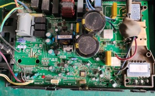 美的空调电路板故障怎么修？