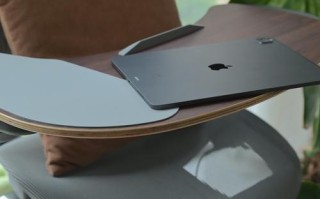 简易桌键盘抽屉安装步骤是怎样的？