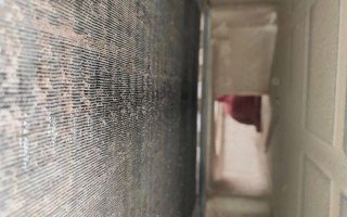 冷柜散热片堵塞如何清洗？