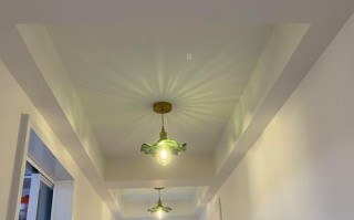 走廊有梁怎么装灯？巧设计照亮不碰梁！