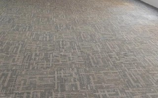 地毯铺好了不给钱怎么办？