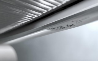 卫生间浴霸的厚度是多少