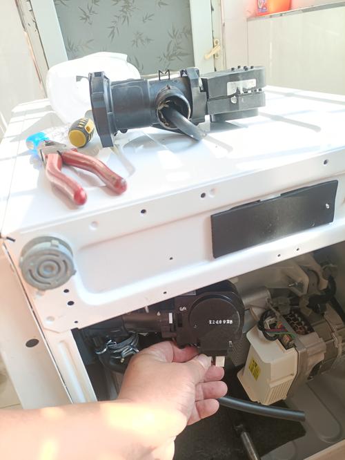 t洗衣机排水泵坏了换多少钱-第2张图片-索能光电网