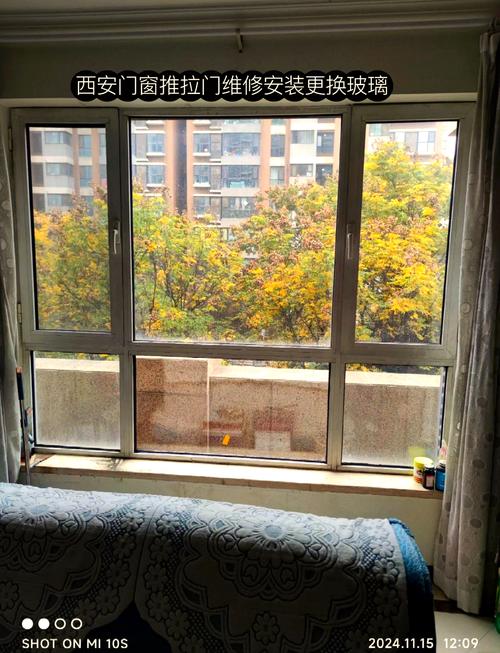 一般修玻璃门需要多少钱-第3张图片-索能光电网