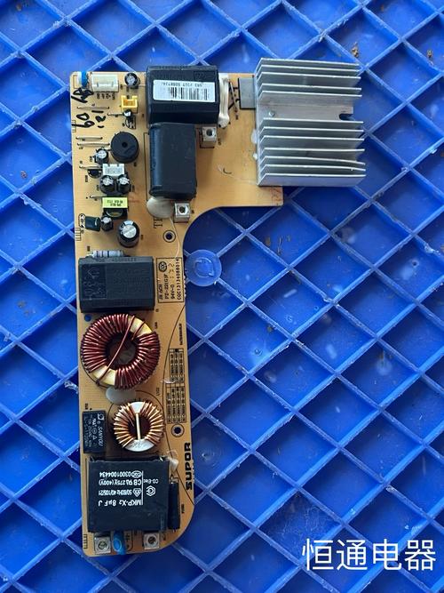 苏泊尔电磁炉出现e7怎么维修视频-第3张图片-索能光电网