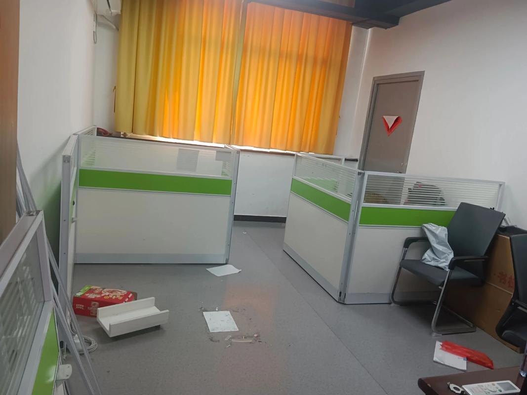 拆一个办公桌子要多少钱-第3张图片-索能光电网