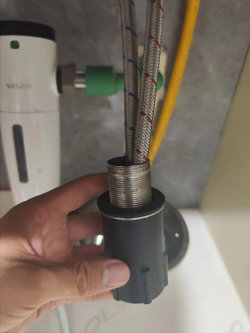 修水龙头师傅一般多少钱-第3张图片-索能光电网