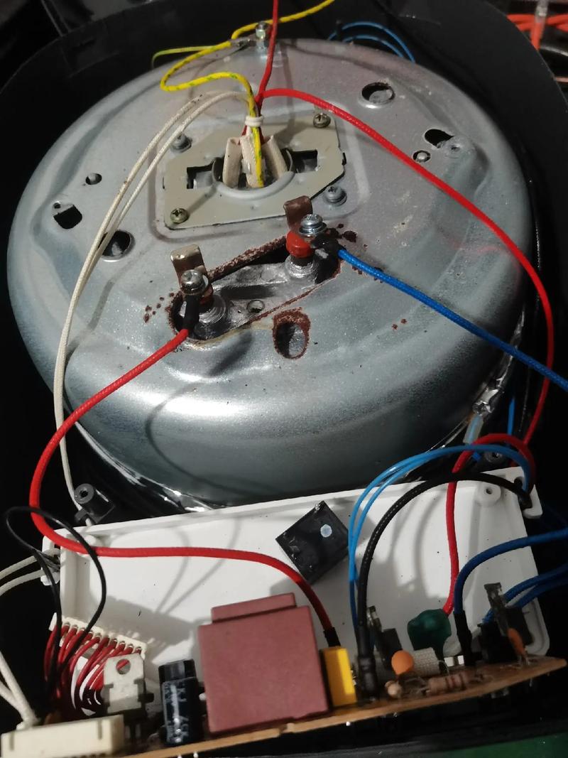 美的饭煲出现c4是什么原因-第3张图片-索能光电网