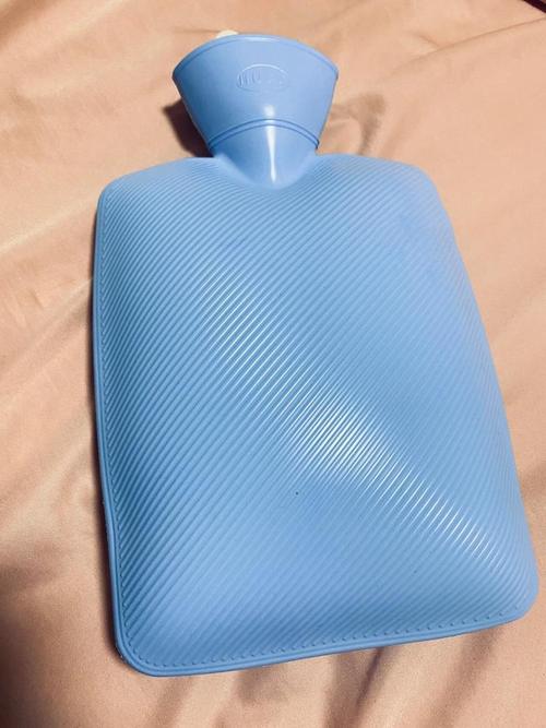 加热热水袋里有油是什么-第2张图片-索能光电网