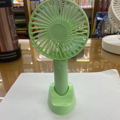 小电扇充电时是什么样的-第2张图片-索能光电网