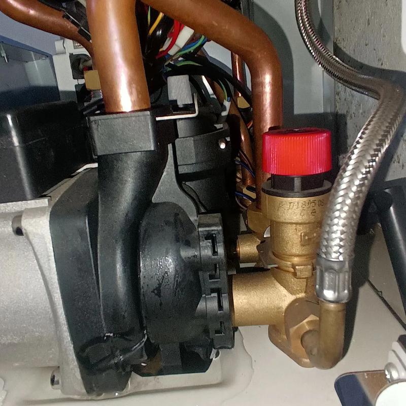 壁挂炉内水泵不转怎么办-第3张图片-索能光电网