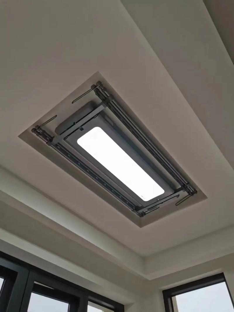 电动晾衣架的灯叫什么灯-第1张图片-索能光电网 电动晾衣架的灯叫什么灯-第1张图片-索能光电网