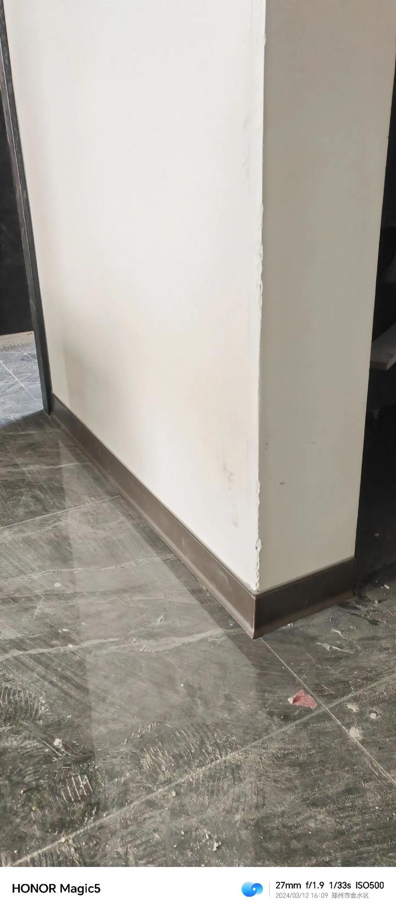 踢脚线多少钱一米师傅-第2张图片-索能光电网 踢脚线多少钱一米师傅-第2张图片-索能光电网