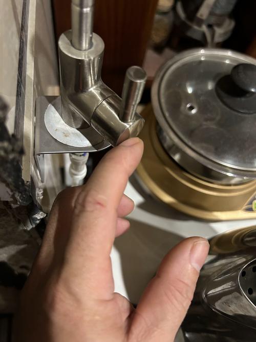 净化器水龙头挂片怎么装-第2张图片-索能光电网