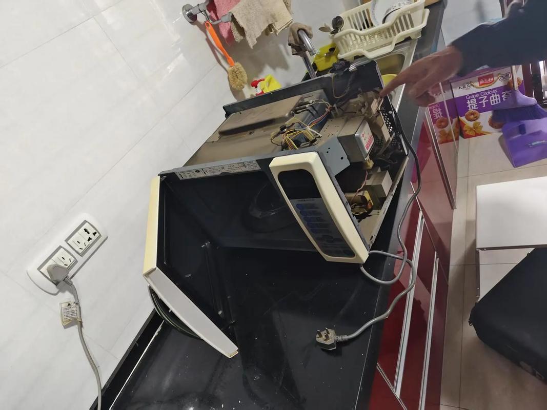 lg微波炉灯不亮不加热怎么修视频-第2张图片-索能光电网