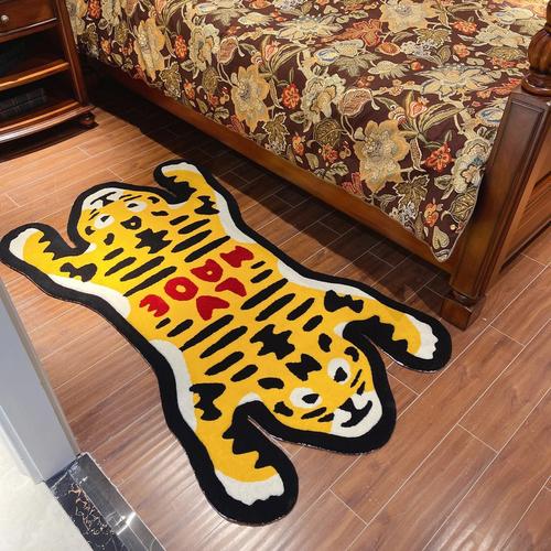 lv的地毯多少钱一平米-第1张图片-索能光电网