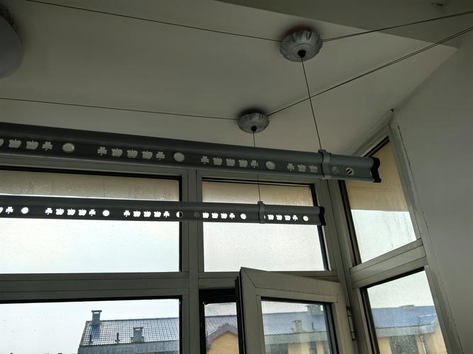 晾衣架的那个杆子叫什么-第1张图片-索能光电网