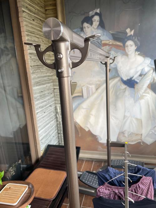 晾衣架的那个杆子叫什么-第3张图片-索能光电网