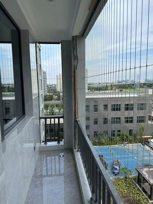 防盗网阳台一般漂多少-第2张图片-索能光电网