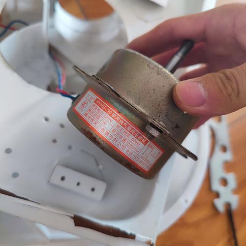 老式浴霸的排风扇坏了怎么修复-第2张图片-索能光电网