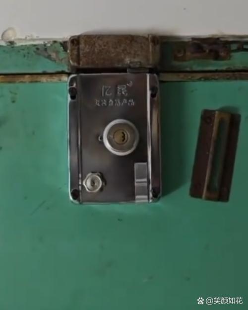 开锁师傅一般收多少钱-第2张图片-索能光电网