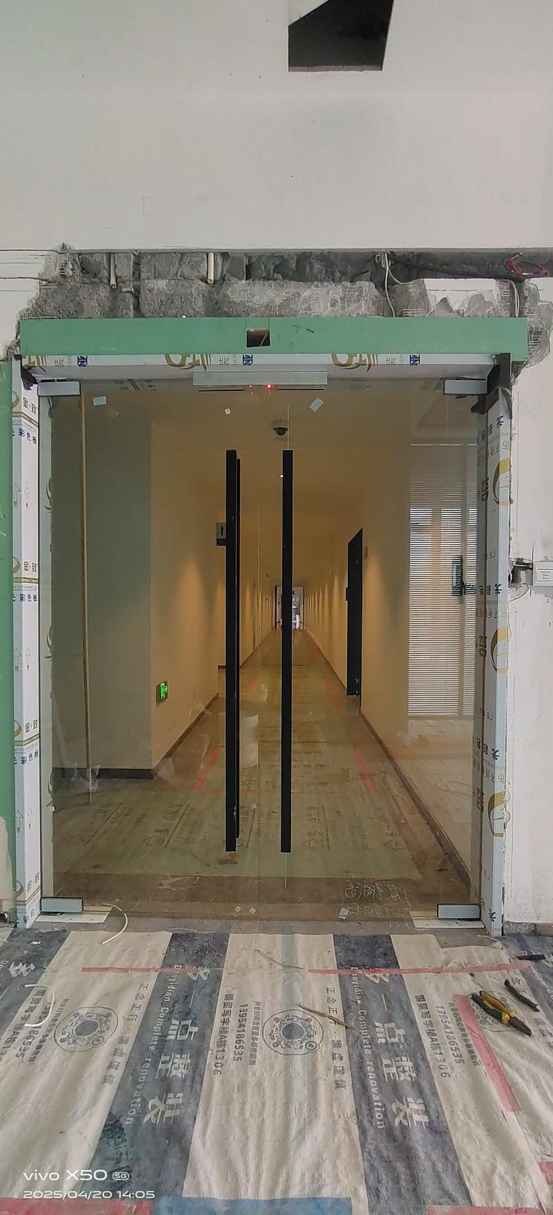 无框门玻璃门高度减多少-第1张图片-索能光电网