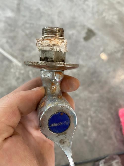 水龙头锈蚀卸不掉怎么办-第3张图片-索能光电网